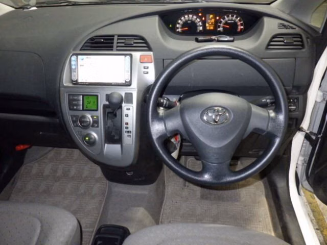 TOYOTA RACTIS