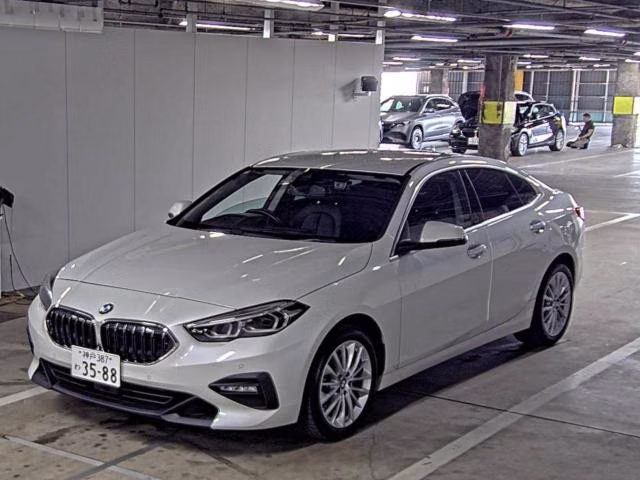 BMW 1-SERIES