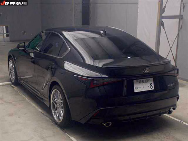 LEXUS IS350