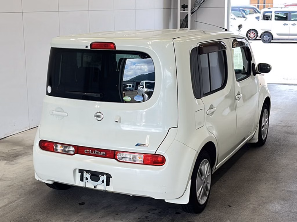 NISSAN CUBE