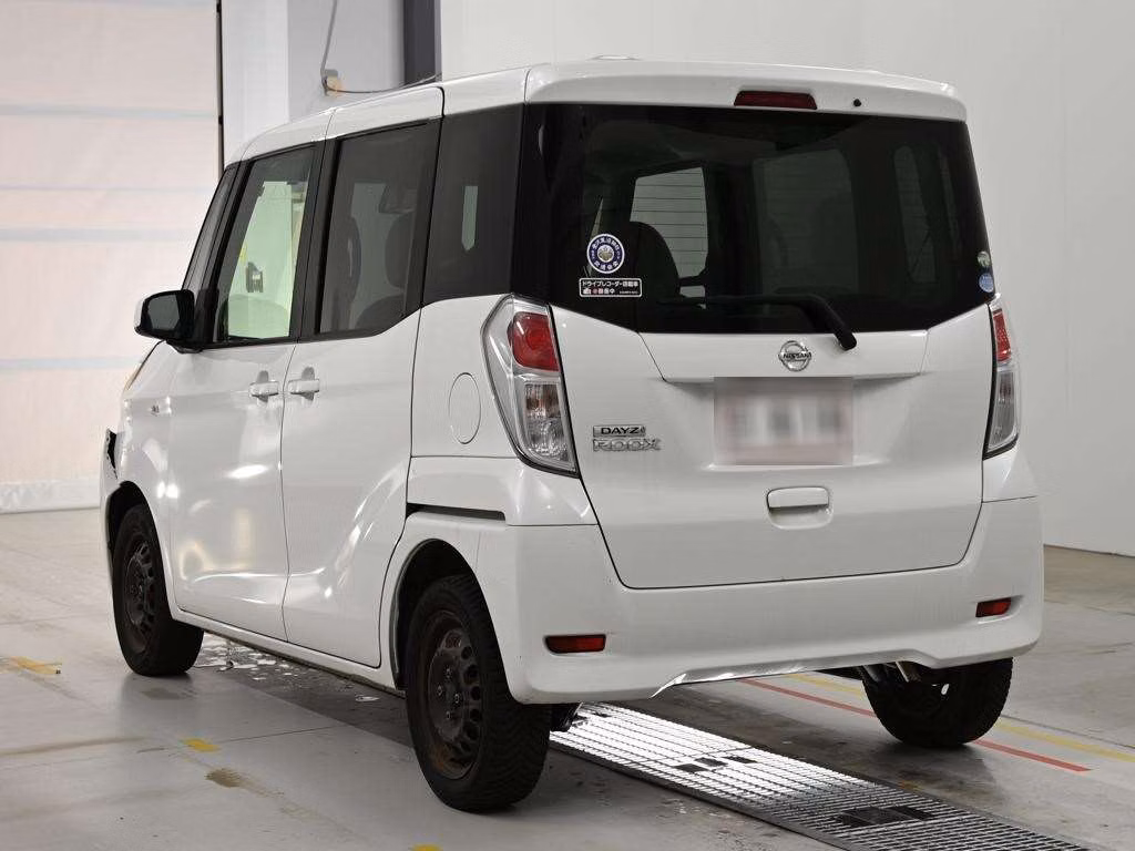 NISSAN DAYZ ROOX