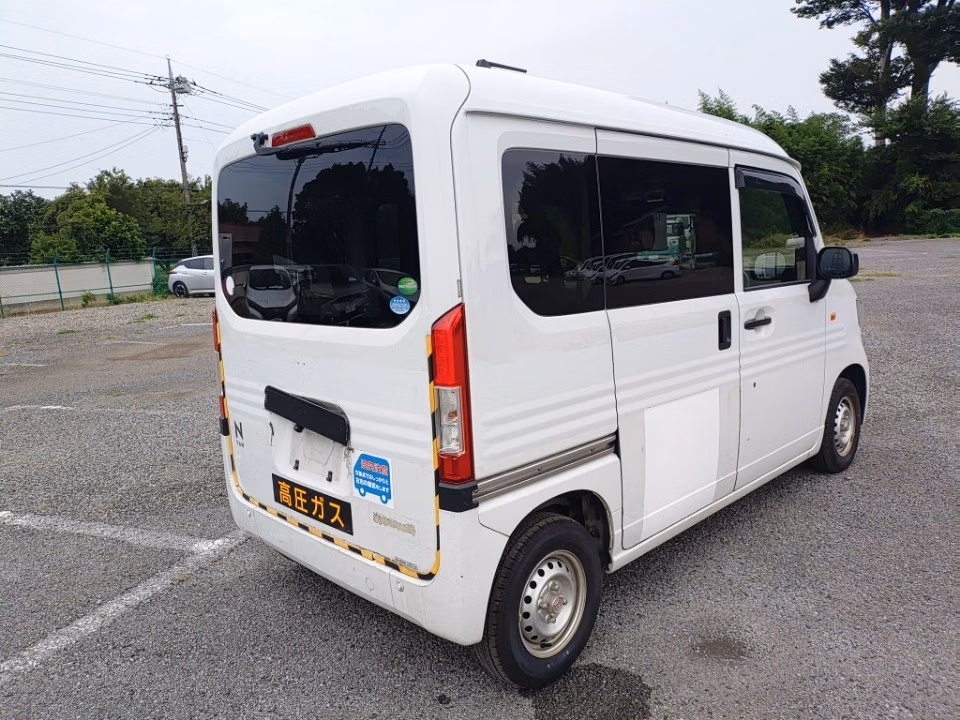 HONDA N-VAN