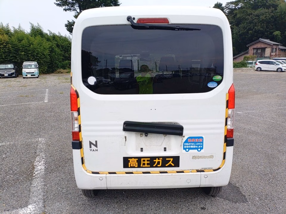 HONDA N-VAN