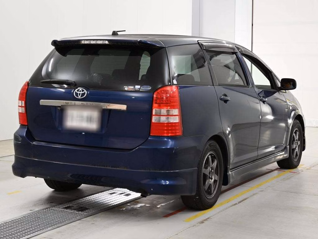 TOYOTA WISH
