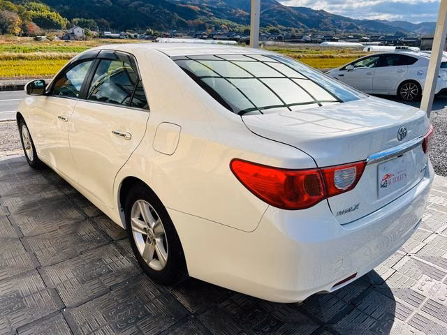 TOYOTA MARK X