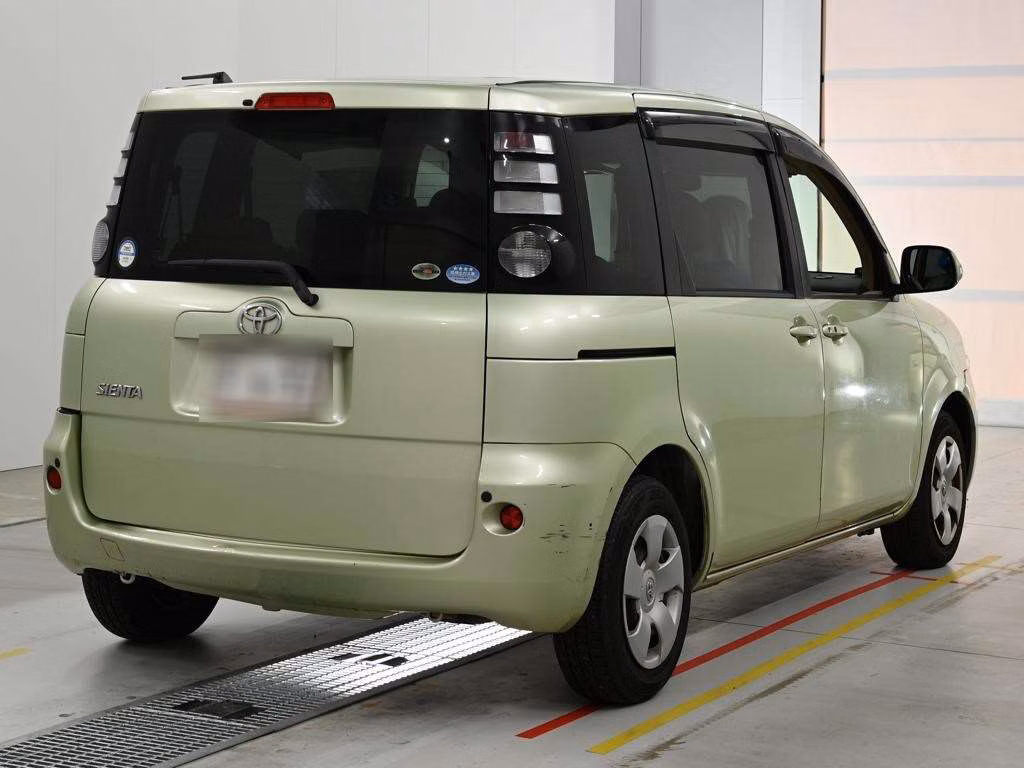 TOYOTA SIENTA