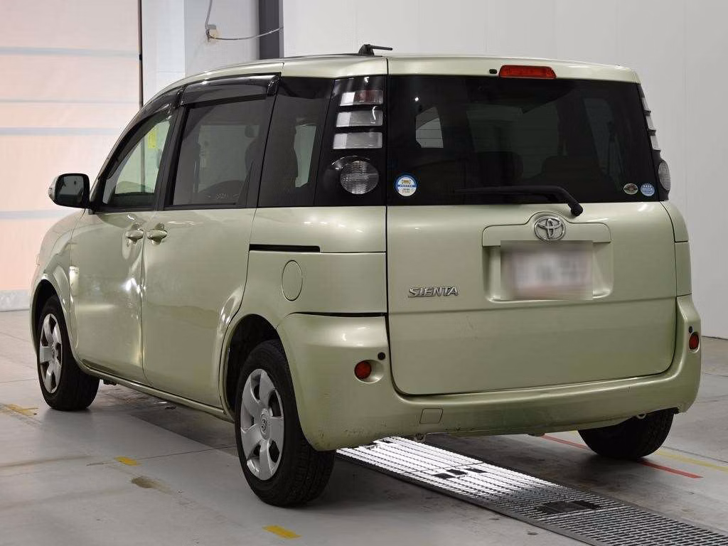 TOYOTA SIENTA