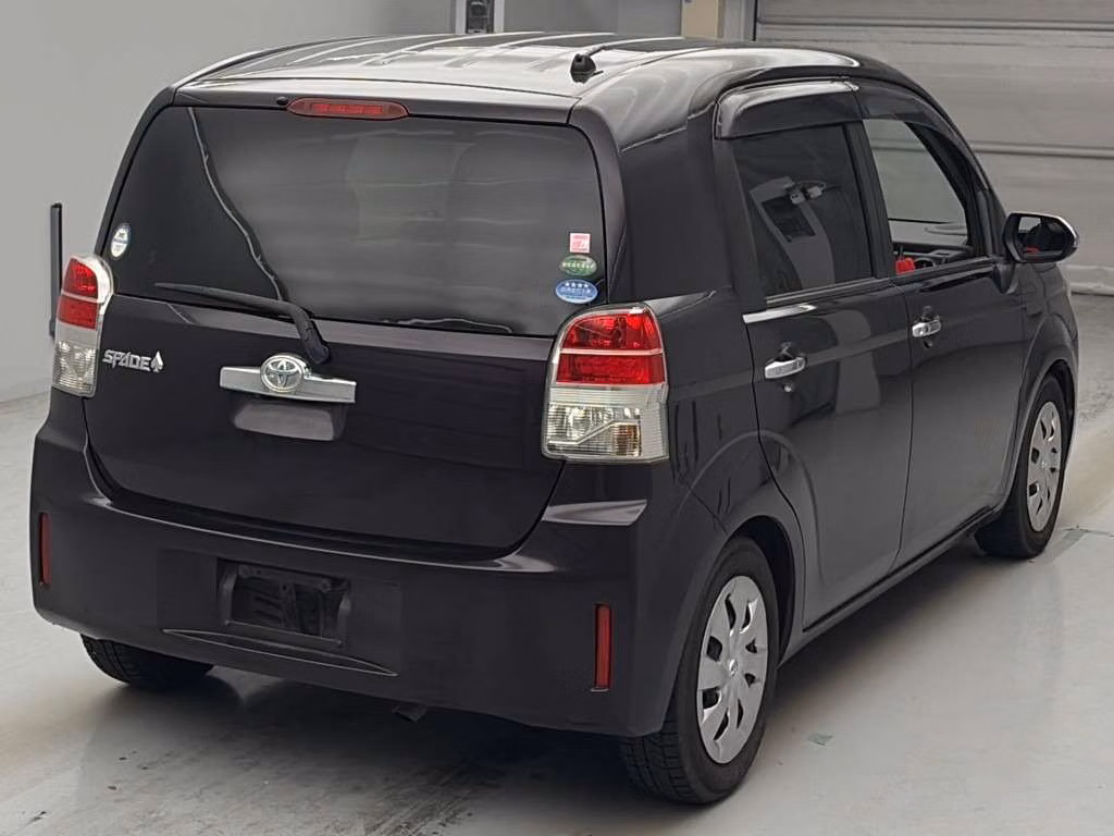 TOYOTA SPADE