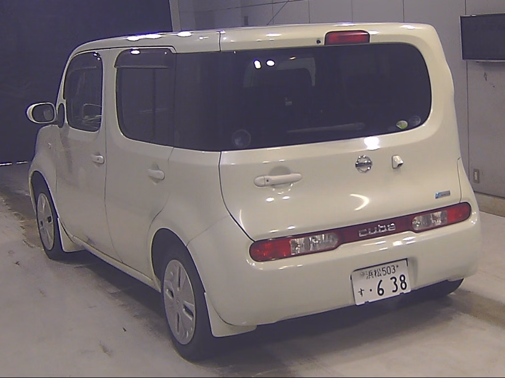 NISSAN CUBE