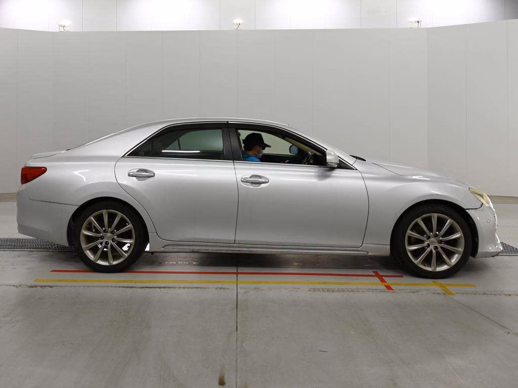 TOYOTA MARK X