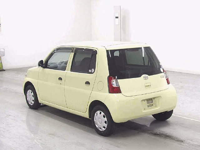 DAIHATSU ESSE