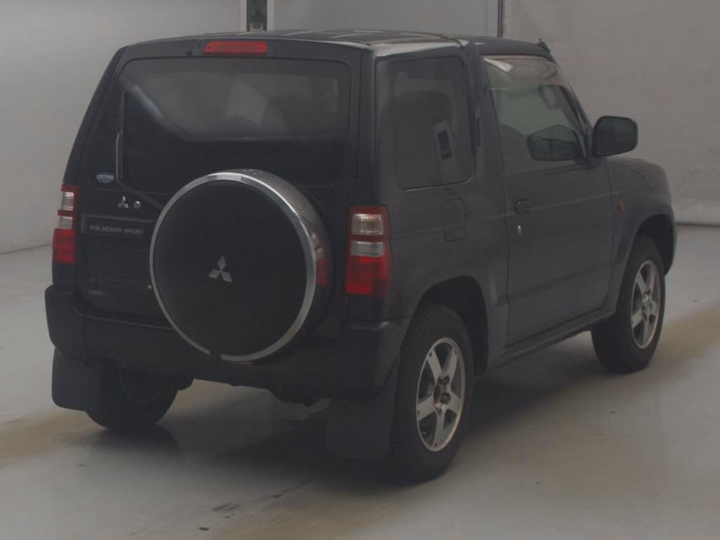 Mitsubishi Pajero Mini