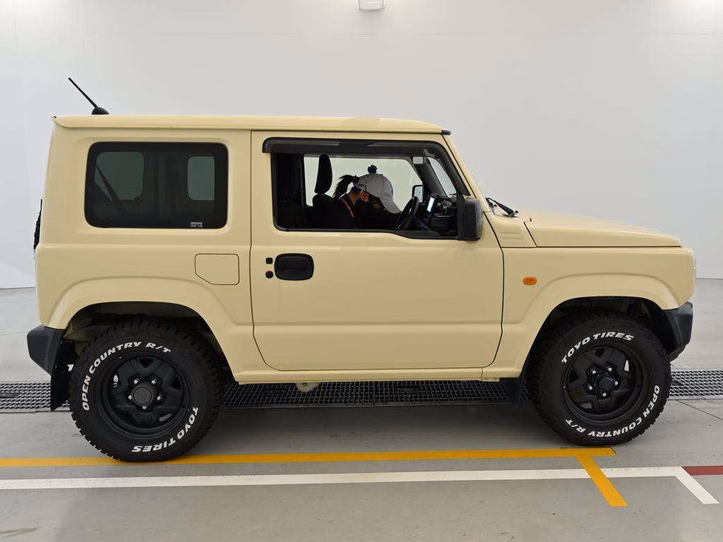 SUZUKI JIMNY