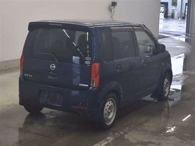 Nissan Otti