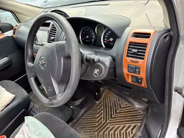 NISSAN LAFESTA