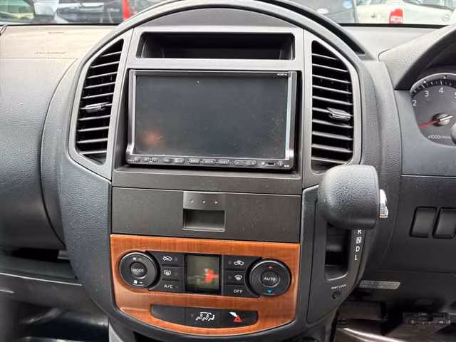 NISSAN LAFESTA