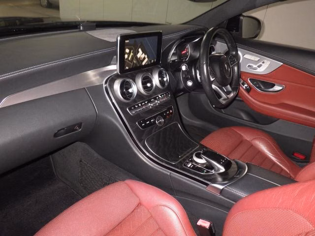MERCEDES-BENZ C-CLASS
