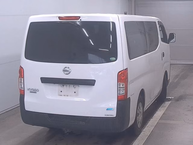 NISSAN NV350 CARAVAN