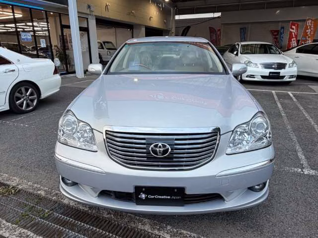Toyota Crown Majesta
