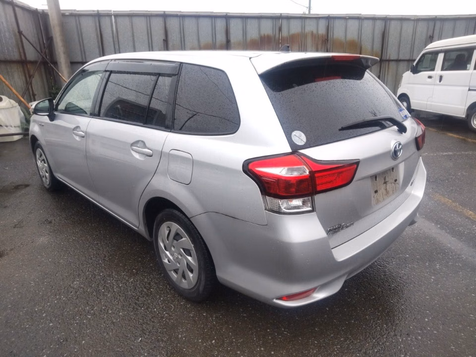 TOYOTA COROLLA FIELDER