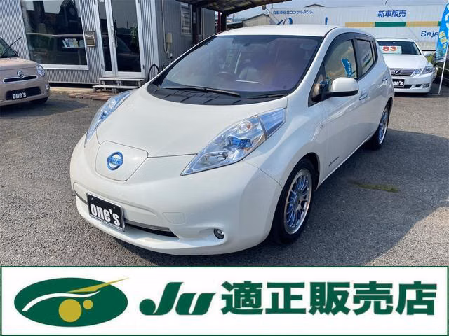 NISSAN LEAF