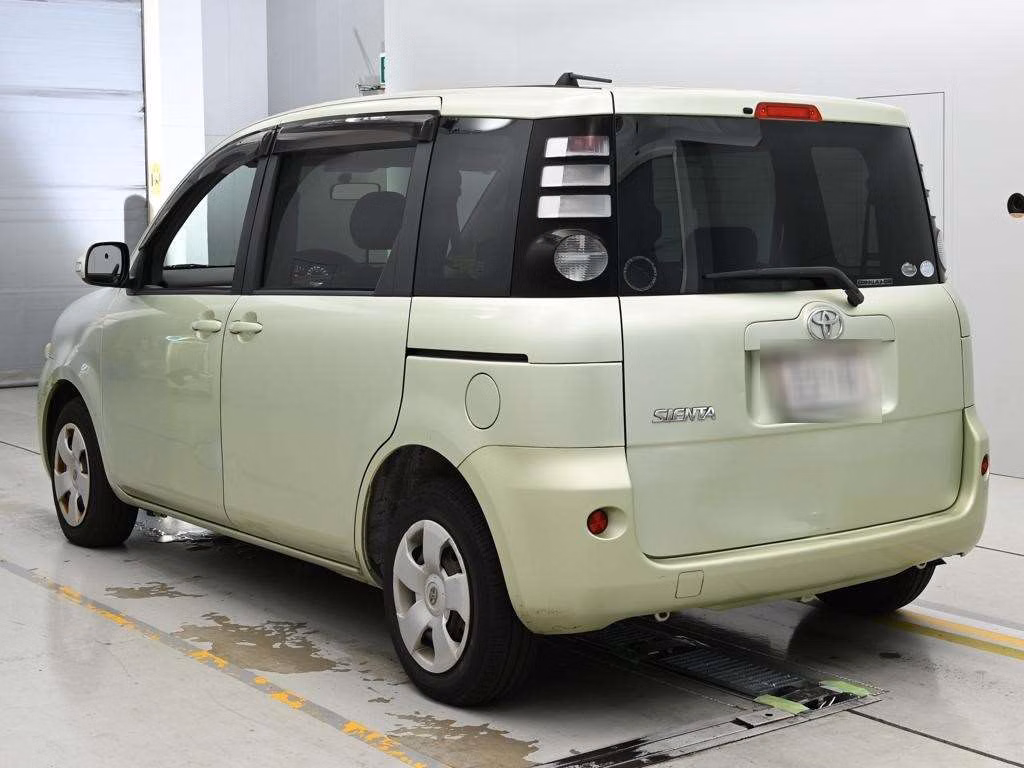 TOYOTA SIENTA