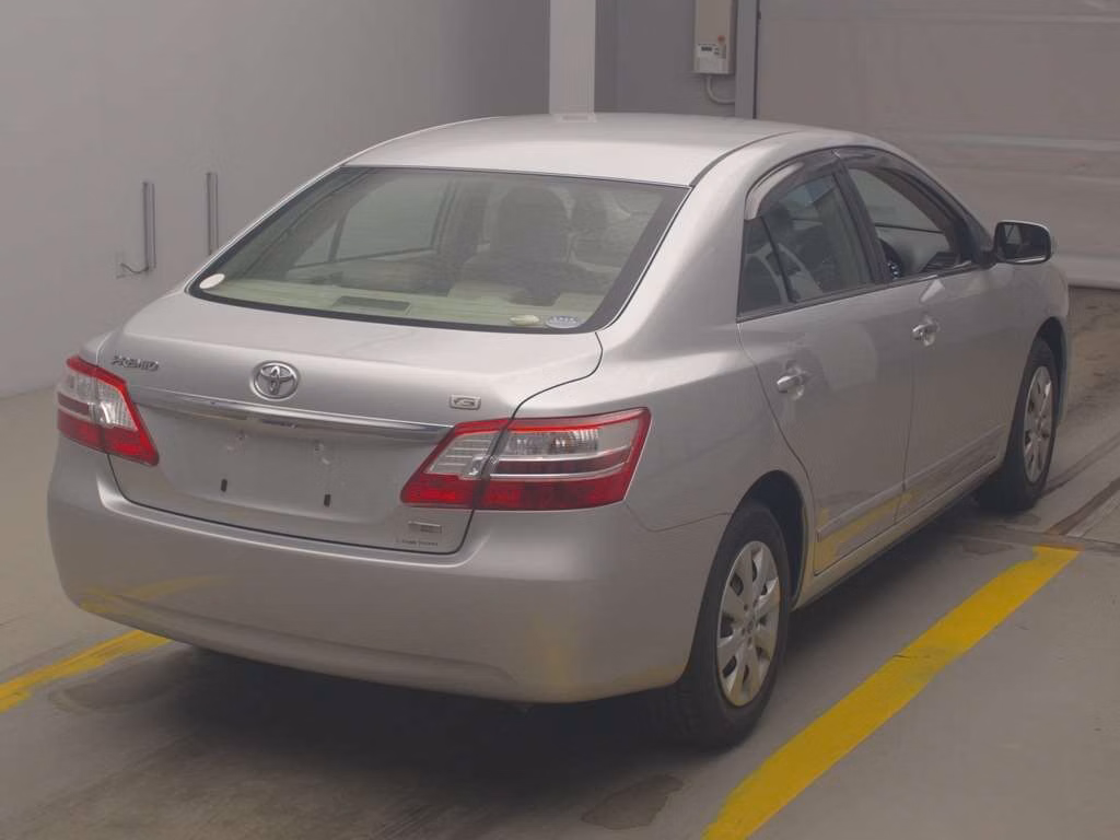 TOYOTA PREMIO