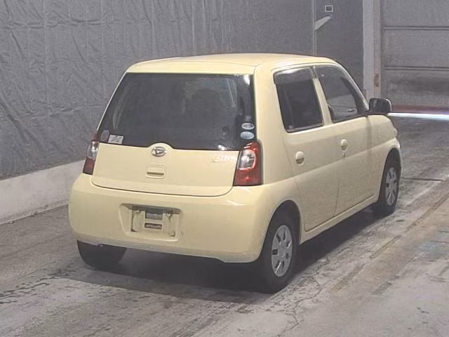 DAIHATSU ESSE