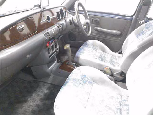Mitsuoka Viewt