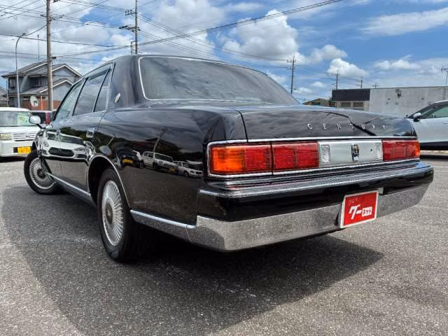 Toyota Century