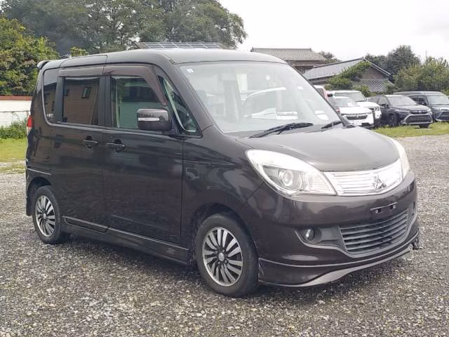Mitsubishi Delica D:2