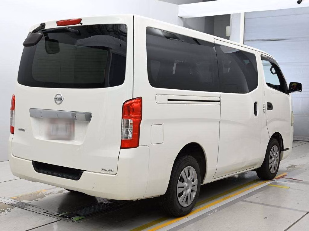 NISSAN NV350 CARAVAN