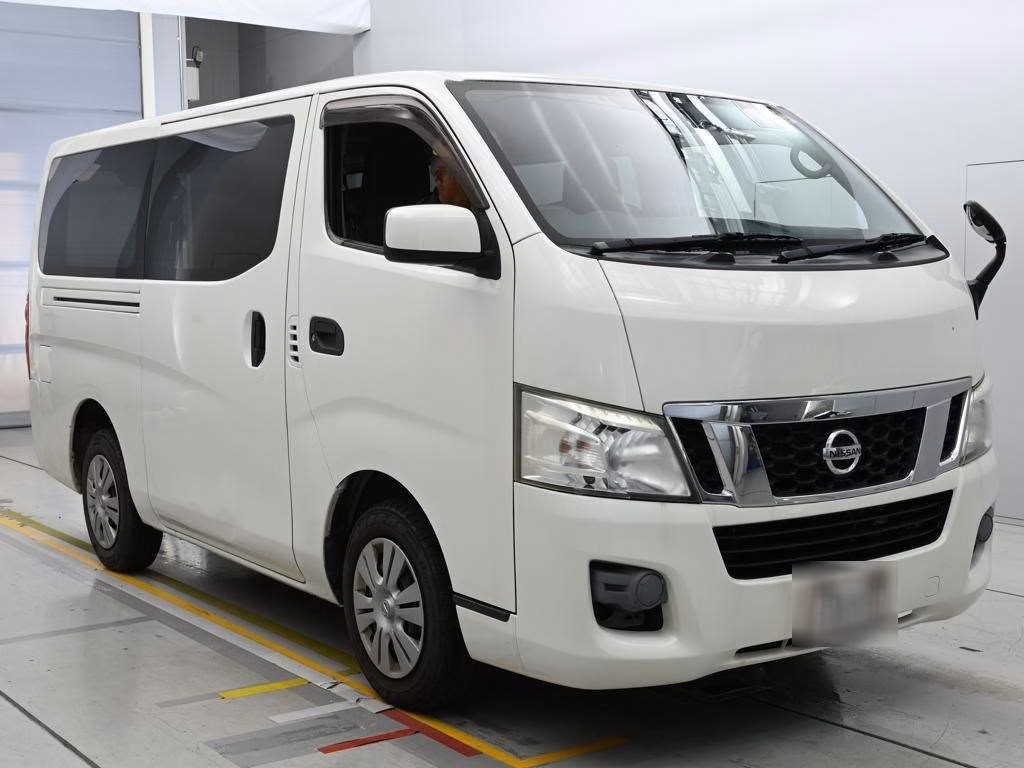 NISSAN NV350 CARAVAN