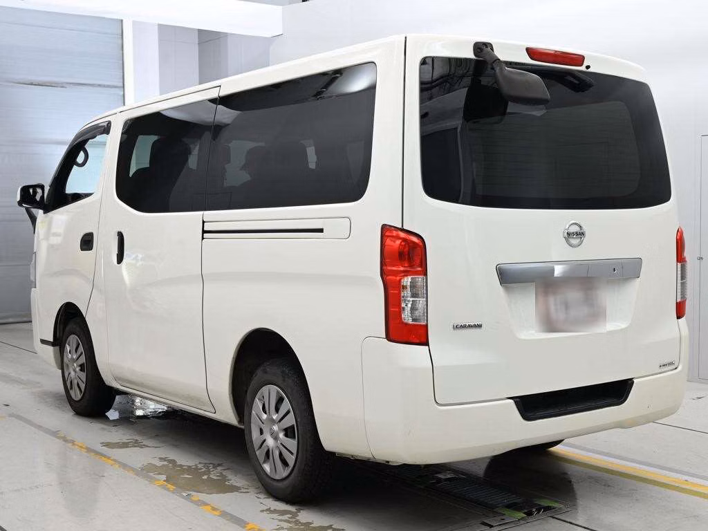 NISSAN NV350 CARAVAN