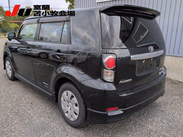 Toyota Corolla Rumion