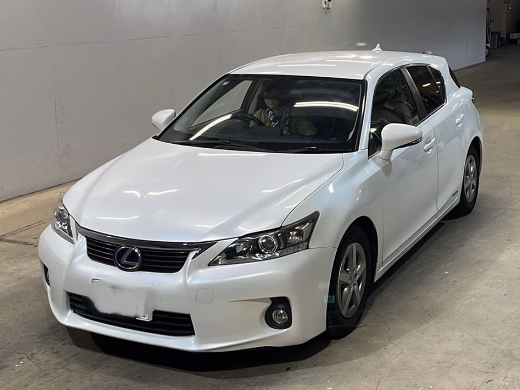 Lexus CT200h