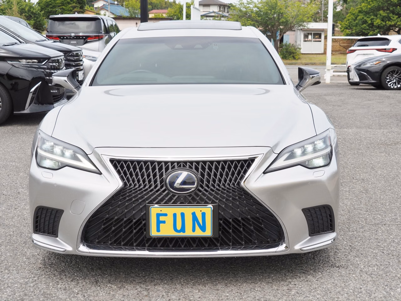 LEXUS LS500H