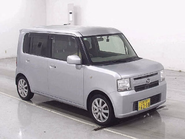 DAIHATSU MOVE CONTE