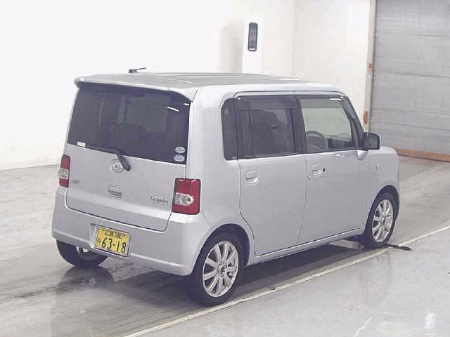 DAIHATSU MOVE CONTE
