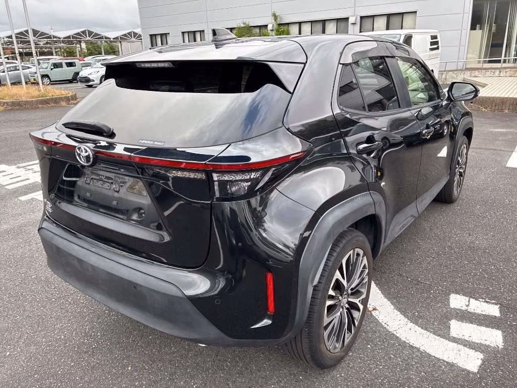 TOYOTA YARIS CROSS