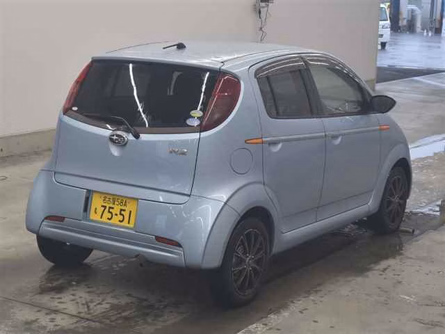 SUBARU R2