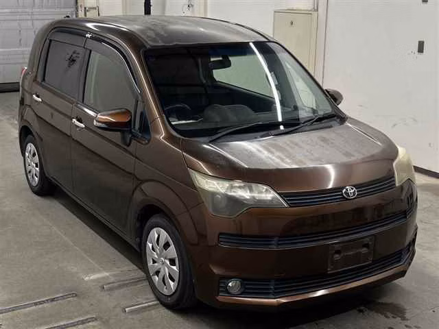 TOYOTA SPADE