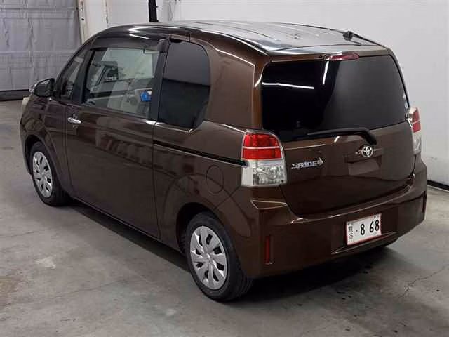 TOYOTA SPADE