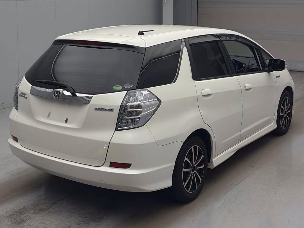 HONDA FIT SHUTTLE