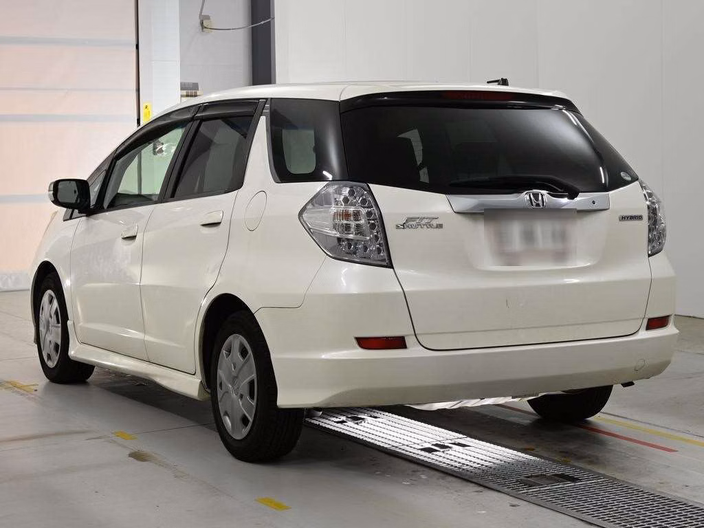 HONDA FIT SHUTTLE