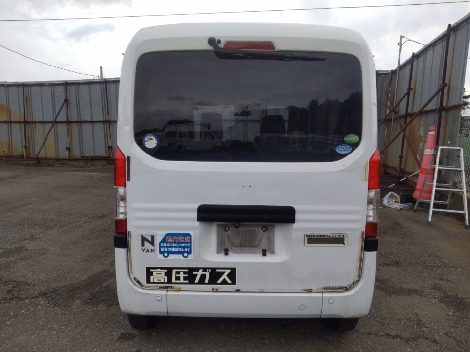 HONDA N-VAN