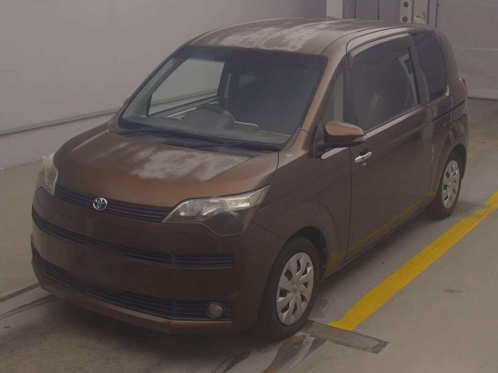 TOYOTA SPADE