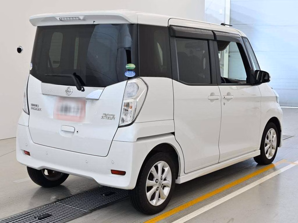 NISSAN DAYZ ROOX