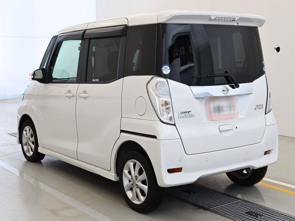 NISSAN DAYZ ROOX