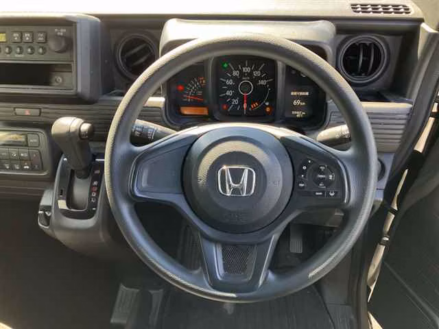 HONDA N-VAN
